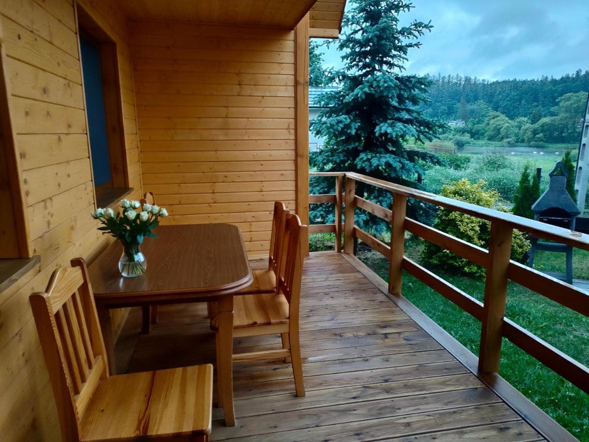 Domki I Pokoje U Borsa Lesko Exterior foto