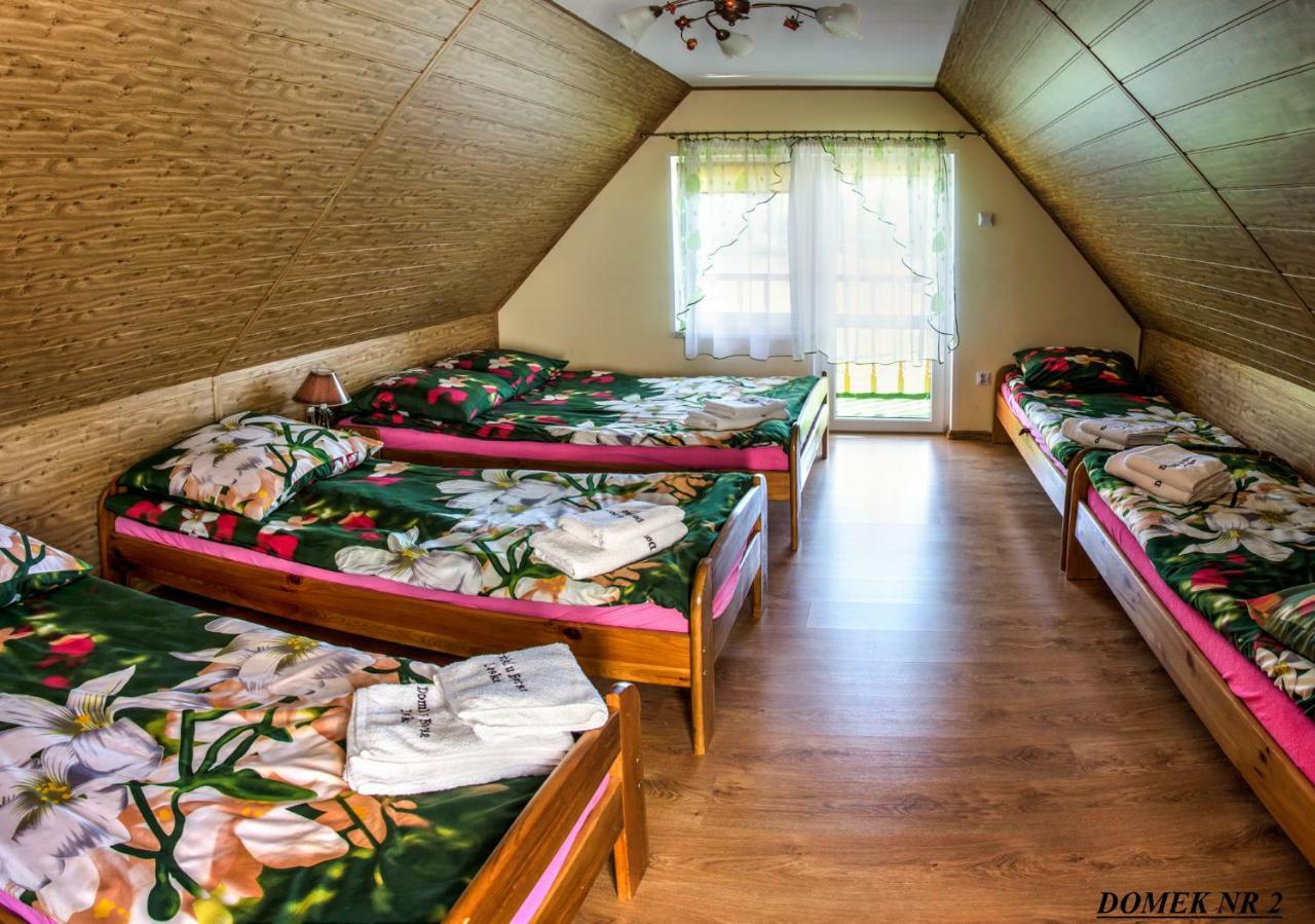 Domki I Pokoje U Borsa Lesko Exterior foto
